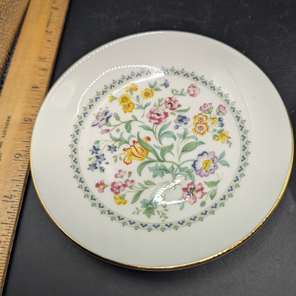 Vintage Set of 2 Royal Kent Bone China Small Trinket Dishes Staffordshire, Engla - Picture 2 of 6
